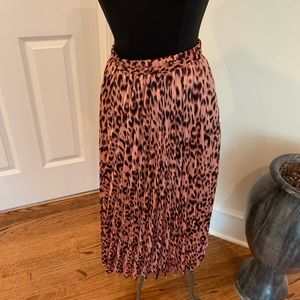 Cheetah print maxi skirt!